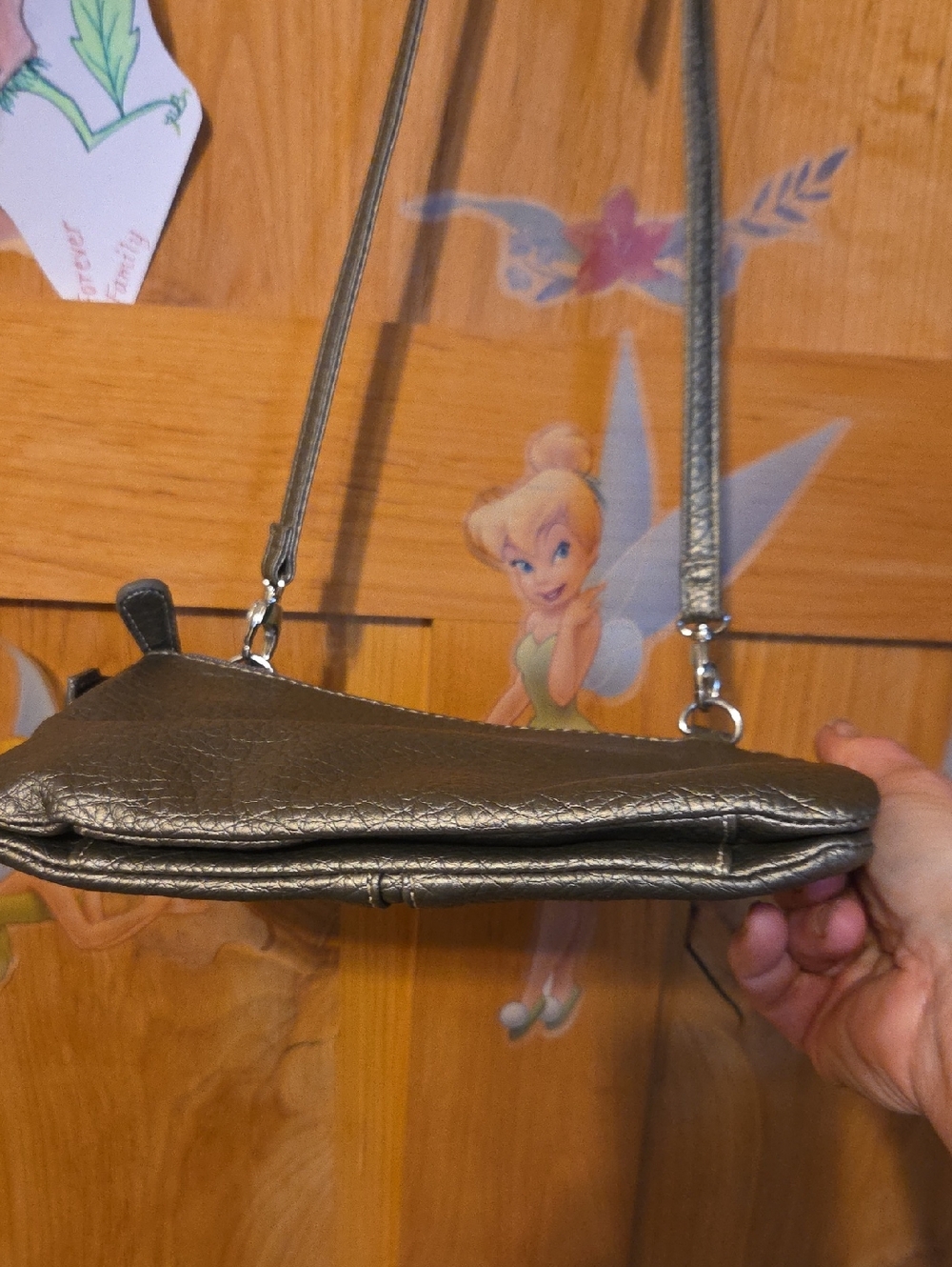Kenneth Cole Reaction Crossbody - Picture 5 of 10